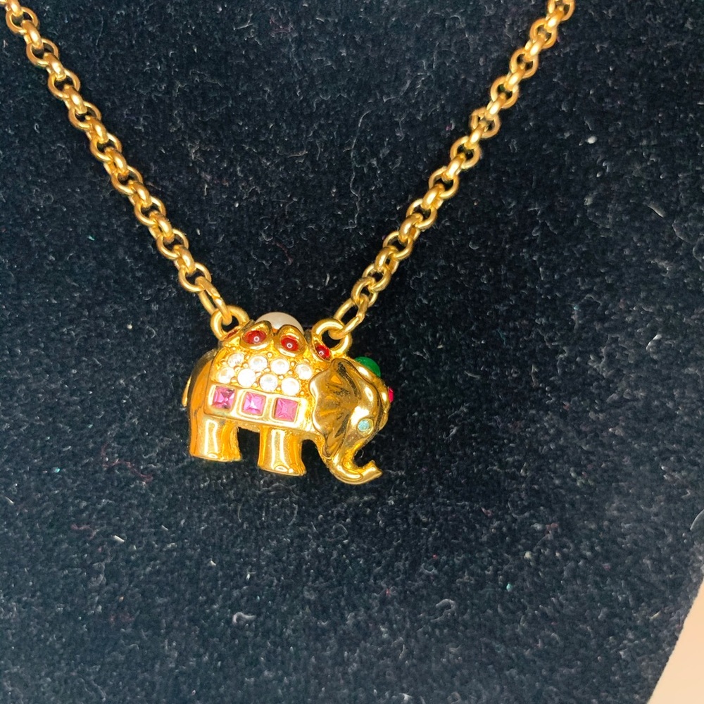 ELEPHANT NECKLACE - Picture 2 of 4